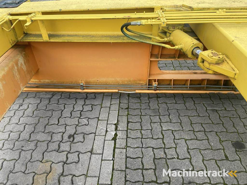 Kalmar 20 and 40 `Topspreader