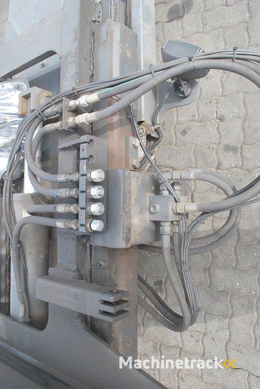 Kalmar 20-40 feet Sidespreader