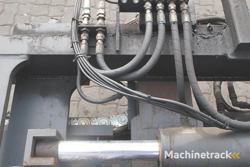 Kalmar 20-40 feet Sidespreader