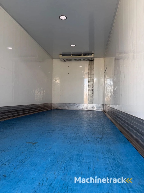 Iveco Eurocargo 120 220 + COOLING MACHINE + TIEFKUHL + NL TRUCK + AIRCO + 291.997 KM