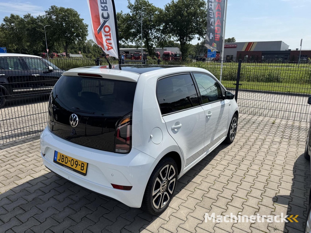 Volkswagen Up! 1.0 R-Line 5 deurs Clima/ Camera