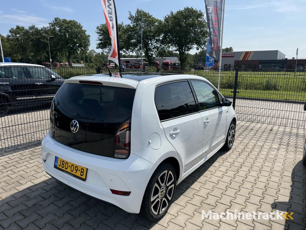 Volkswagen Up! 1.0 R-Line 5 deurs Clima/ Camera