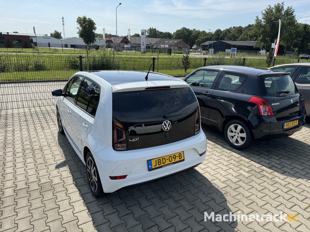 Volkswagen Up! 1.0 R-Line 5 deurs Clima/ Camera