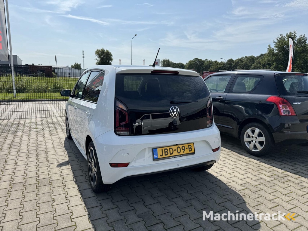 Volkswagen Up! 1.0 R-Line 5 deurs Clima/ Camera