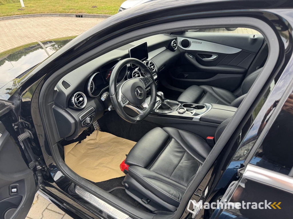 Mercedes C-klasse Estate 220 CDI AMG Line  H6