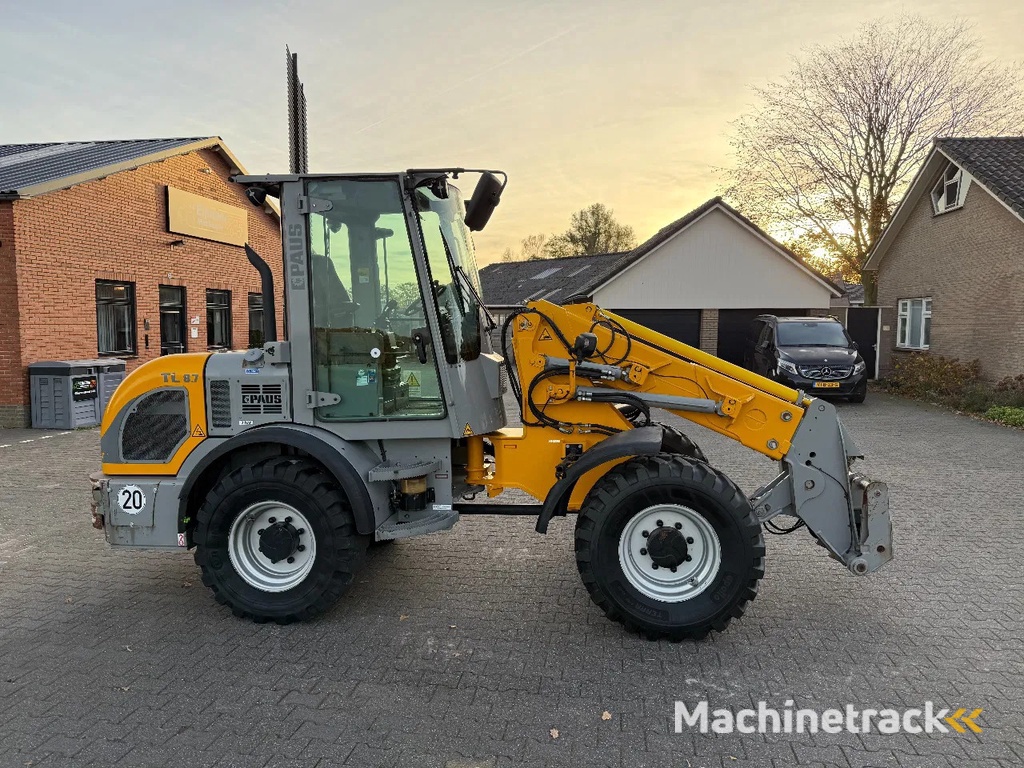 Paus TL8.7 telescoop loader shovel