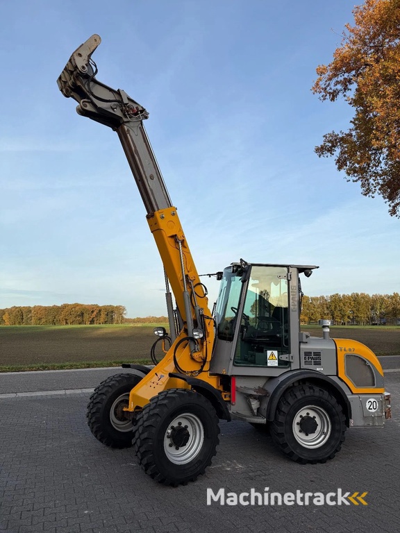 Paus TL8.7 telescoop loader shovel