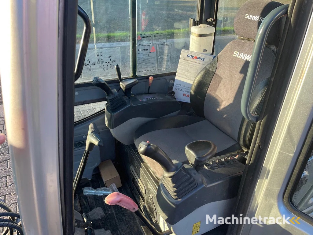 Sunward SWE17B minigraver