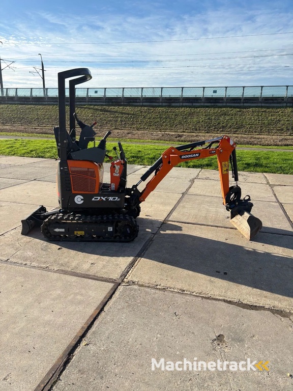 Doosan DX10Z