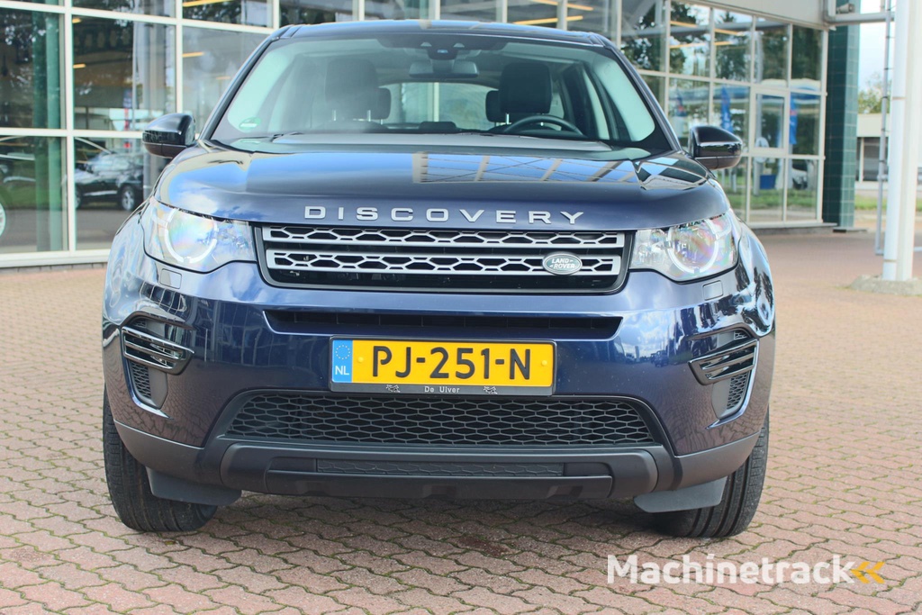 Land Rover Discovery Sport 2.0 eD4 E-Capability 150pk 2WD 5p. Pure LAND ROVER Discovery Sport 2.0 eD4 E-Capability 150pk 2WD 5p. Pure