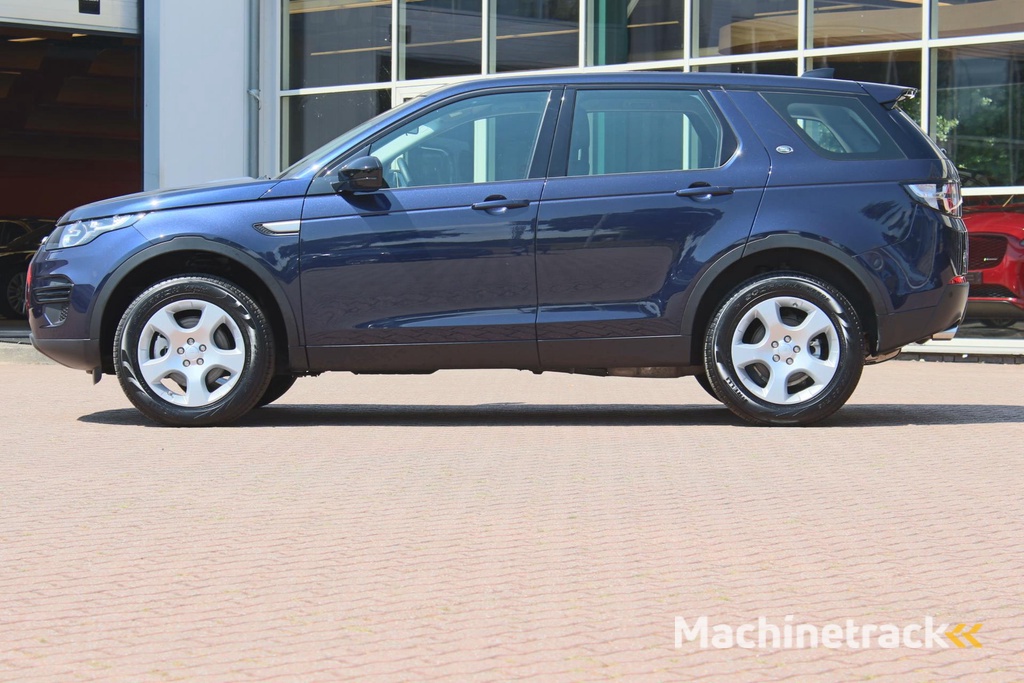 Land Rover Discovery Sport 2.0 eD4 E-Capability 150pk 2WD 5p. Pure LAND ROVER Discovery Sport 2.0 eD4 E-Capability 150pk 2WD 5p. Pure