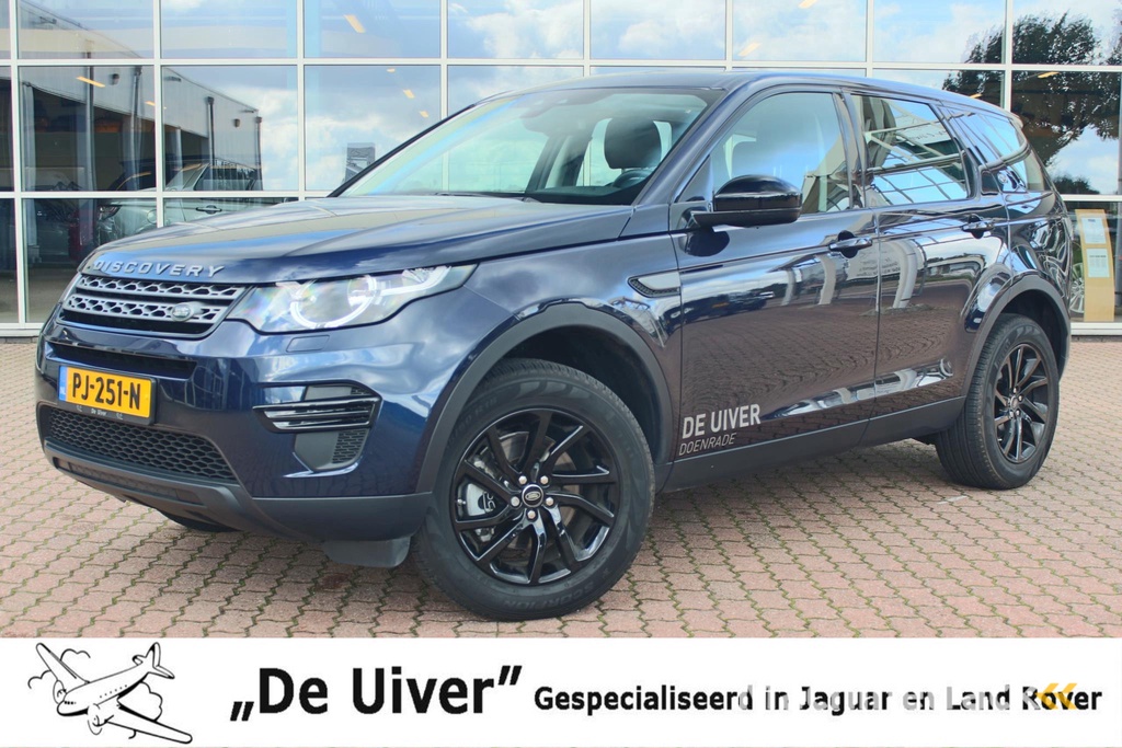 Land Rover Discovery Sport 2.0 eD4 E-Capability 150pk 2WD 5p. Pure LAND ROVER Discovery Sport 2.0 eD4 E-Capability 150pk 2WD 5p. Pure