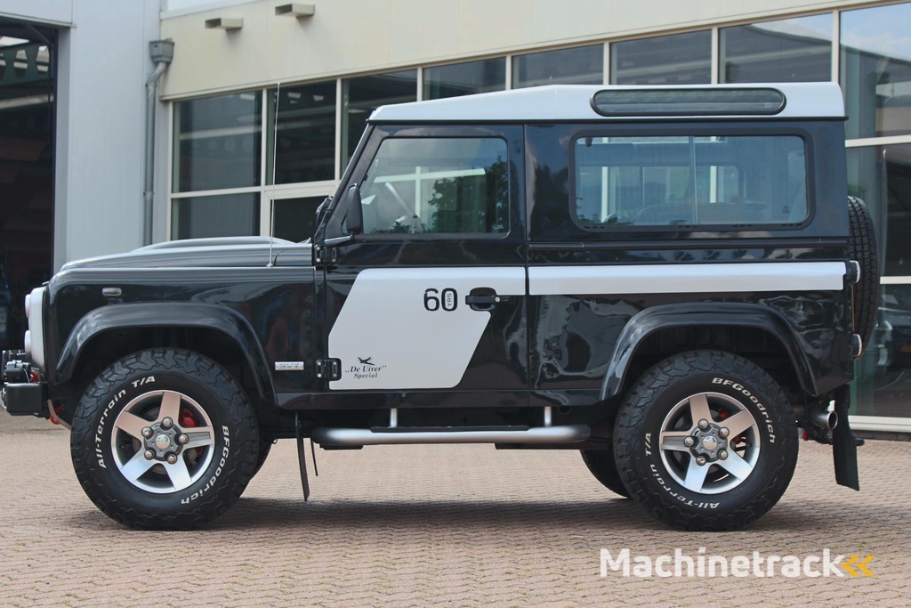 Land Rover Defender 2.4 TD 90 SW SVX 60th Anniversary