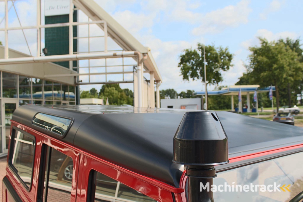 Land Rover Defender 2.5 TD5 110 SW S