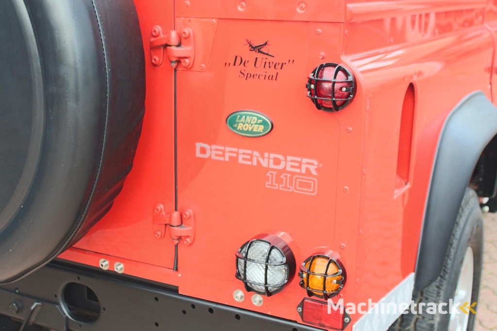 Land Rover Defender 2.5 TD5 110 SW S