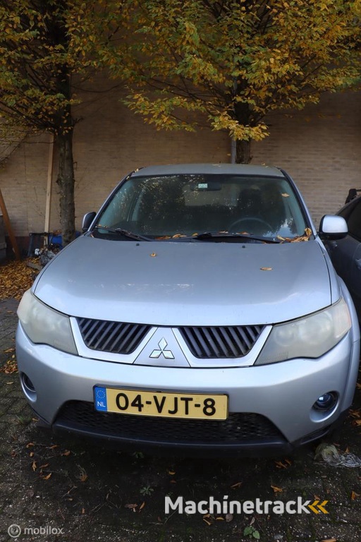 Online veiling: Mitsubishi Outlander bij ProVeiling