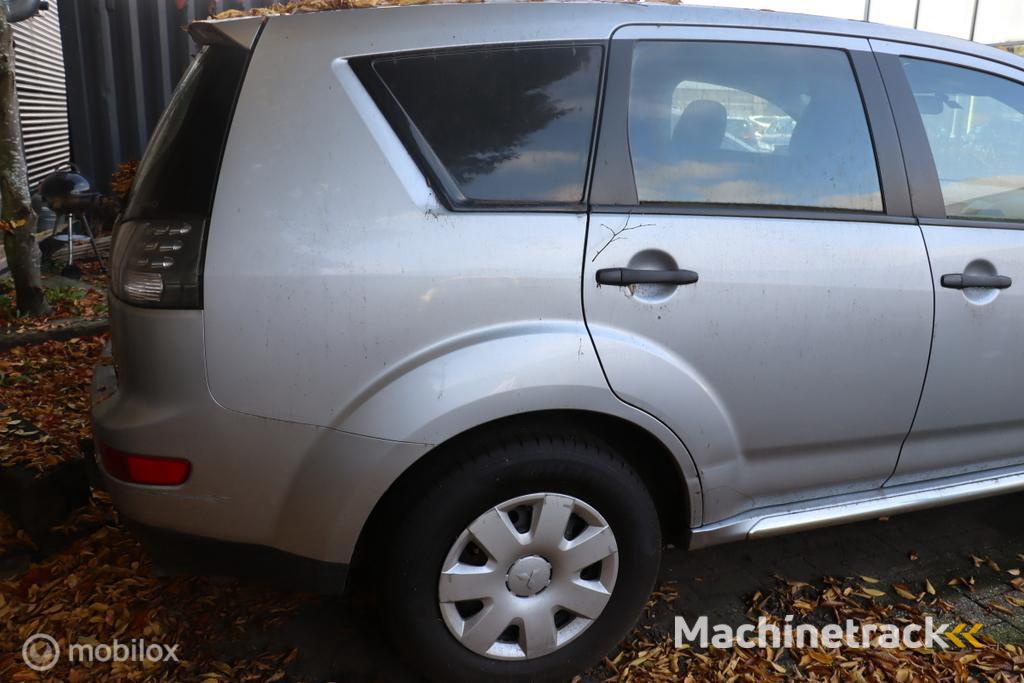 Online veiling: Mitsubishi Outlander bij ProVeiling