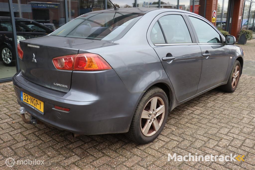 Online veiling: Mitsubishi Lancer in veiling bij ProVeiling