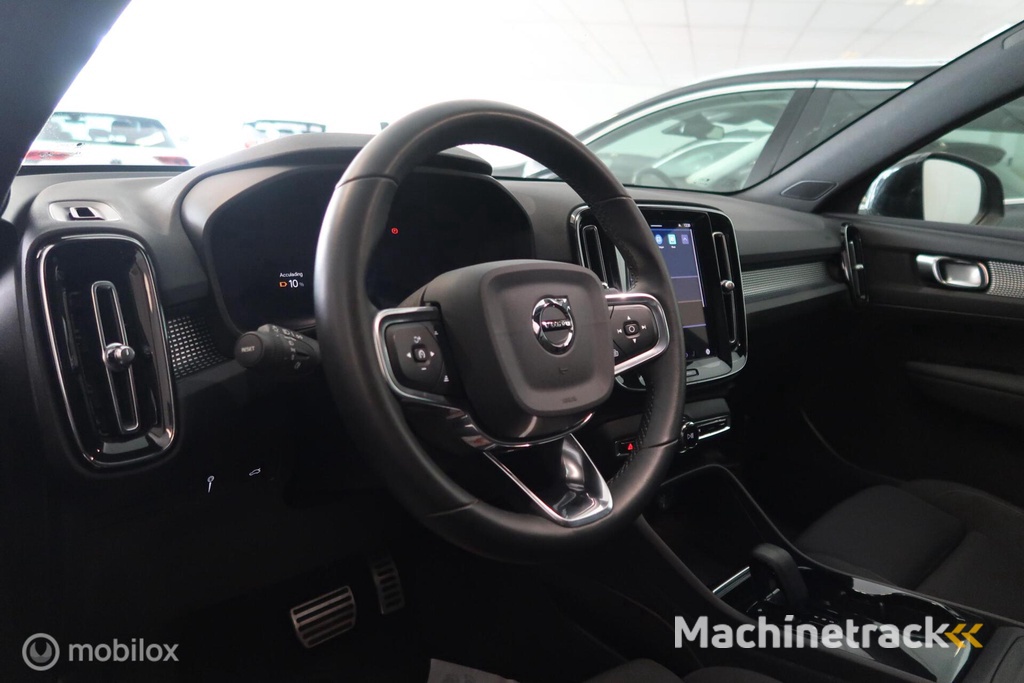Volvo XC40 Recharge Core 80 KW Carplay Navi