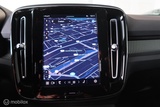 Minituur van Volvo XC40 Recharge Core 80 KW Carplay Navi
