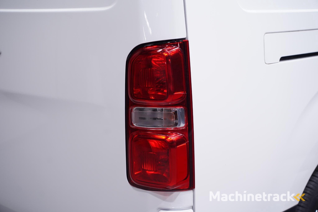 Opel Vivaro 2.0 CDTi 122 pk L3 Dubbel Cabine Navi, Camera Cruise Control, 19" LMV, Laadruimte Pakket, PDC V+A