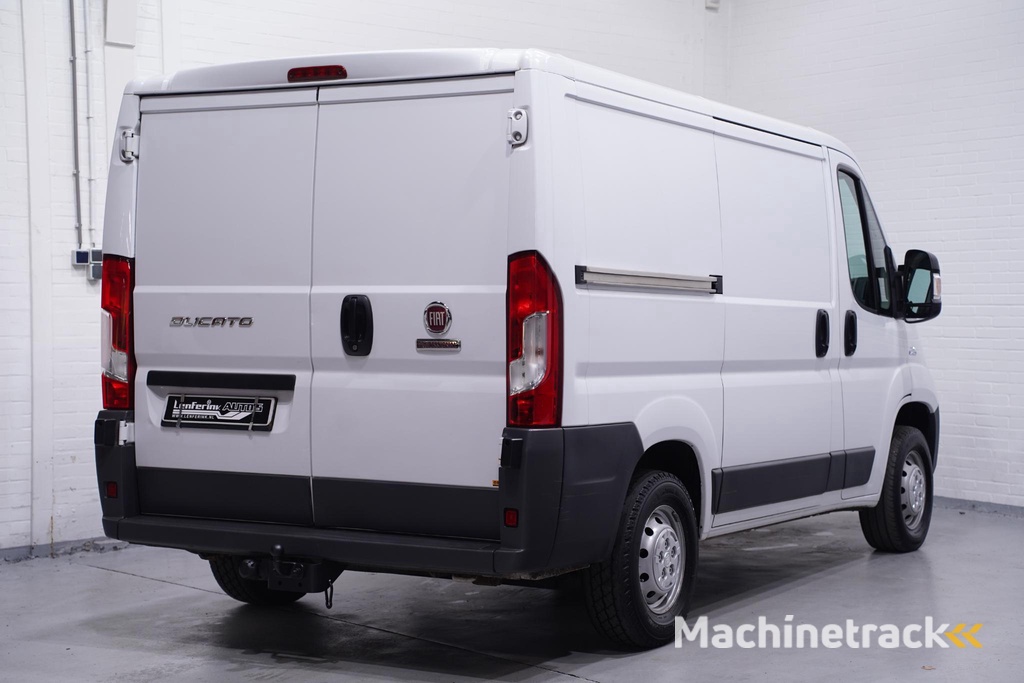 Fiat Ducato 2.3 MultiJet 130 pk L1H1 Airco, Trekhaak Laadruimte Pakket, NAP, 3-Zits