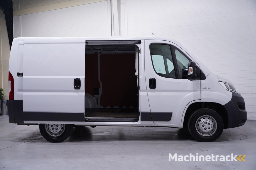 Fiat Ducato 2.3 MultiJet 130 pk L1H1 Airco, Trekhaak Laadruimte Pakket, NAP, 3-Zits