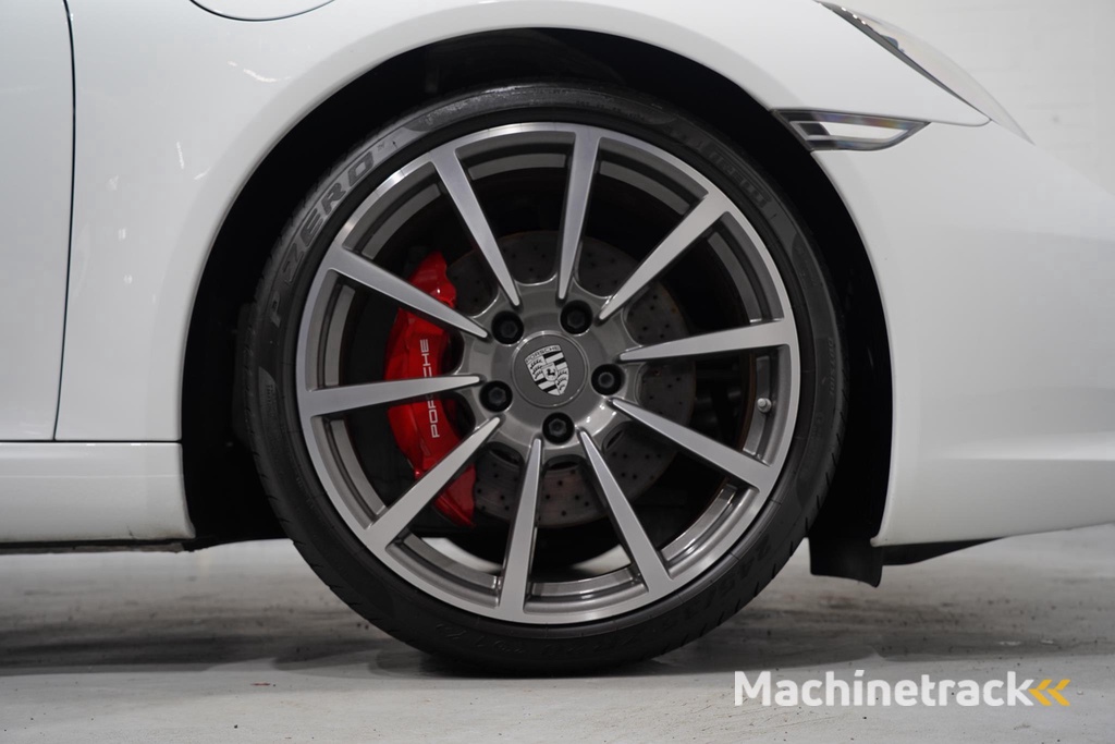 Porsche 911 3.0 Carrera S