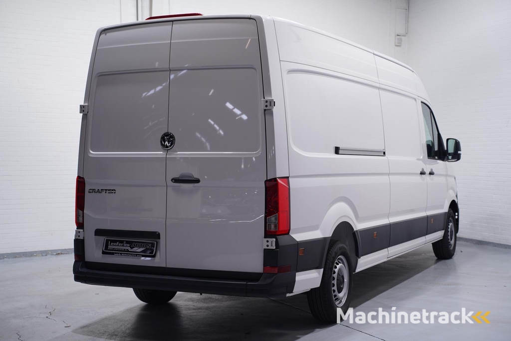 Volkswagen Crafter 2.0 TDI 140 pk L4H3 DSG Automaat Airco, PDC V+A Cruise Control, Bluetooth, 3-Zits, Nieuw