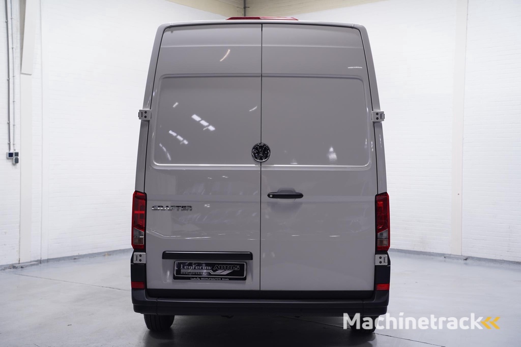 Volkswagen Crafter 2.0 TDI 140 pk L4H3 DSG Automaat Airco, PDC V+A Cruise Control, Bluetooth, 3-Zits, Nieuw