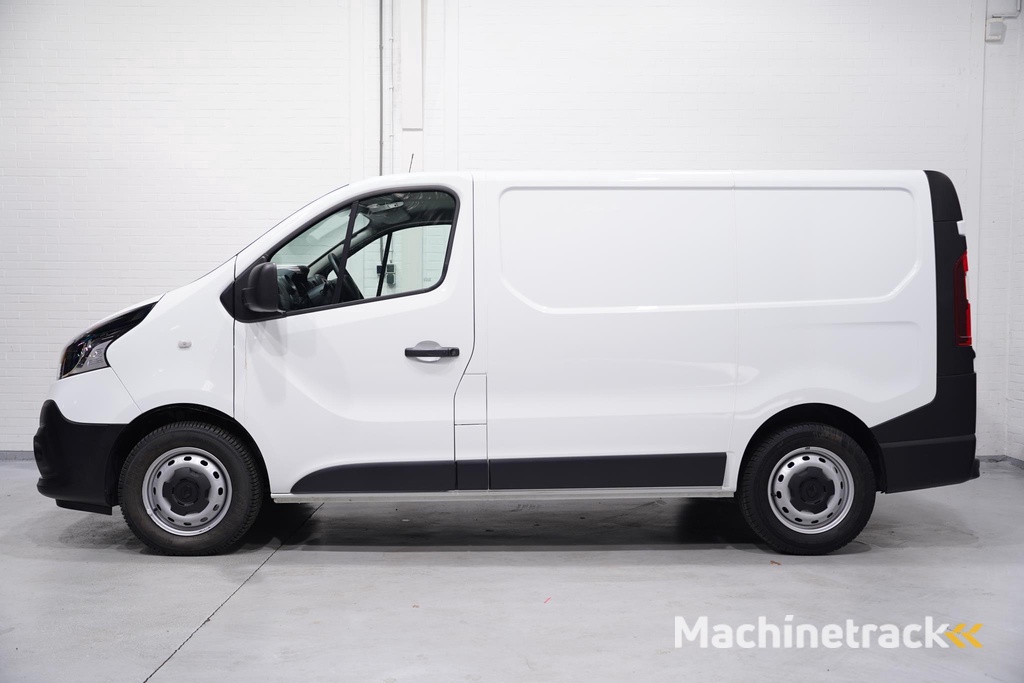 Renault Trafic 2.0 DCi 120 pk L1H1 Airco, Keyless Entry PDC achter, Laaduimte pakket, Slechts 42 dkm !!