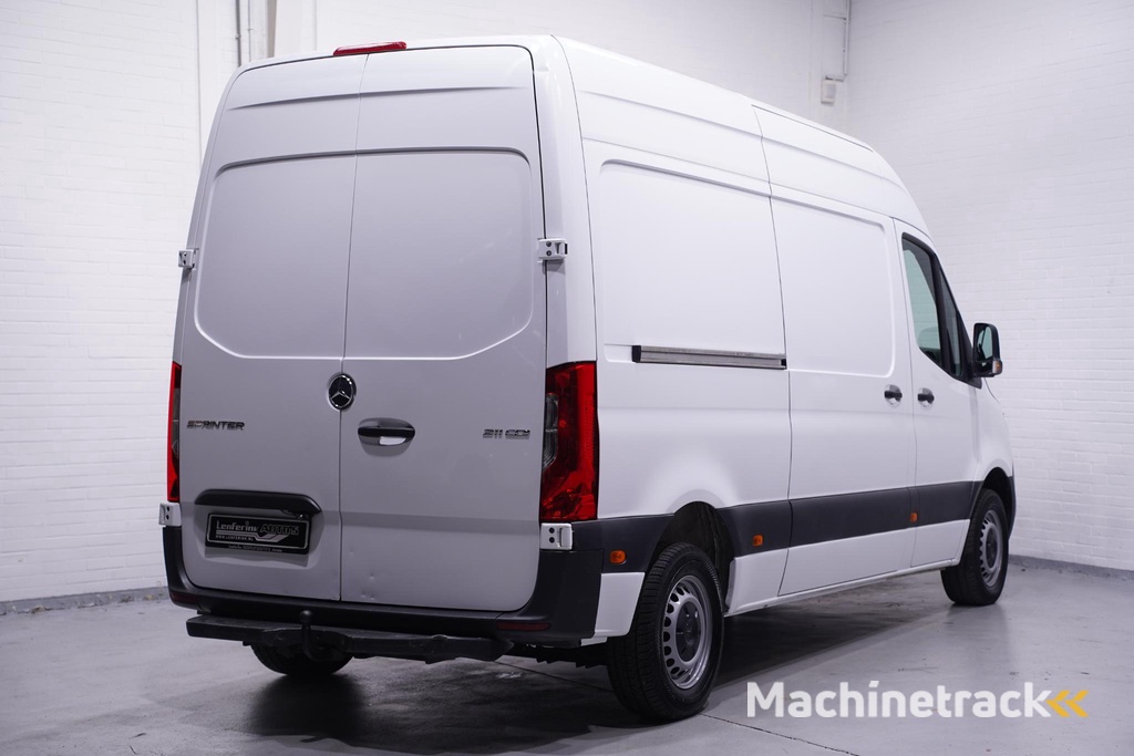 Mercedes-Benz Sprinter 211 CDI 114 pk L2H2 Laadruimte Pakket, Trekhaak