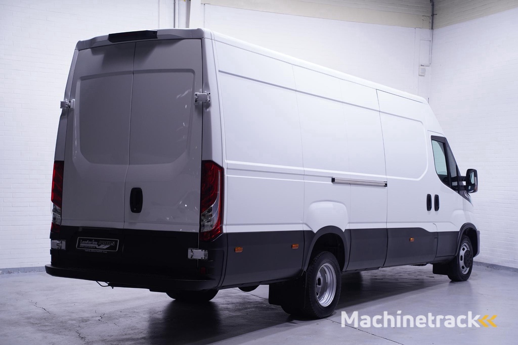 Iveco Daily 35C16 160 pk L4H2 Automaat, Dubbel Lucht achter Airco, Audio, Laadruimte Pakket, Opstap achter, 3-Zits