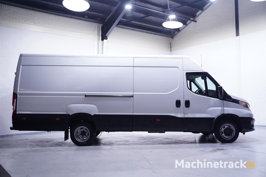 Iveco Daily 35C16 160 pk L4H2 Automaat, Dubbel Lucht achter Airco, Audio, Laadruimte Pakket, Opstap achter, 3-Zits