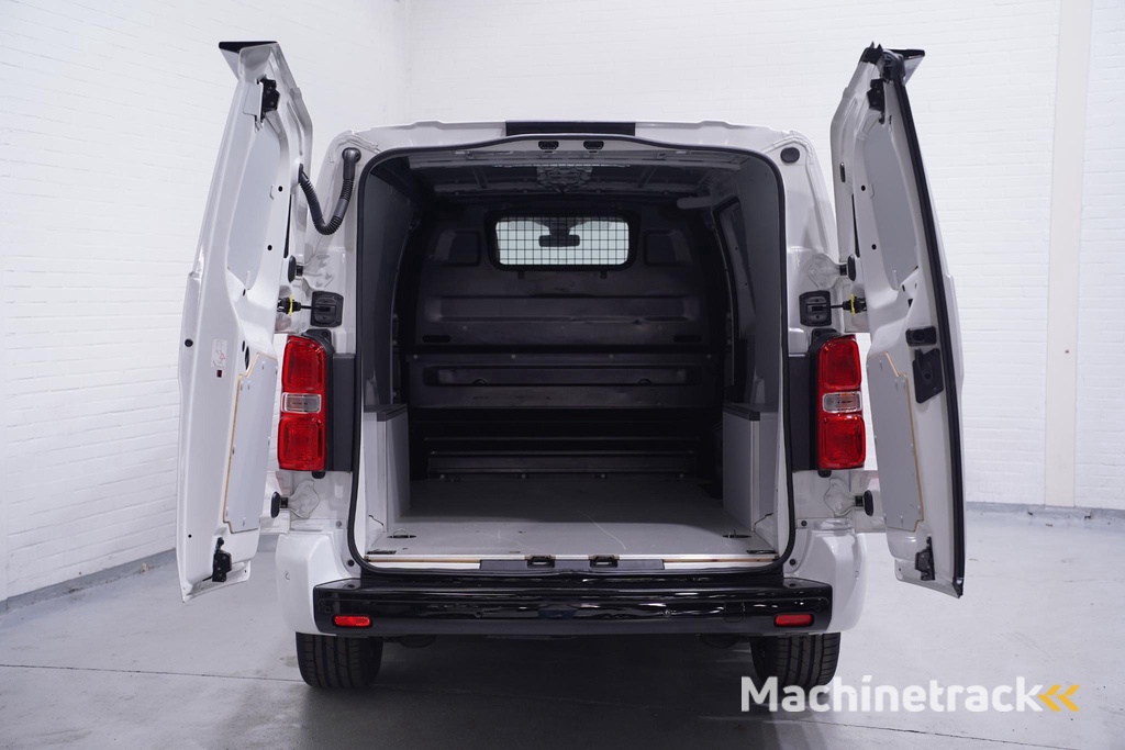 Opel Vivaro 2.0 CDTi 150 pk L3 Irmscher Edition 18" LMV