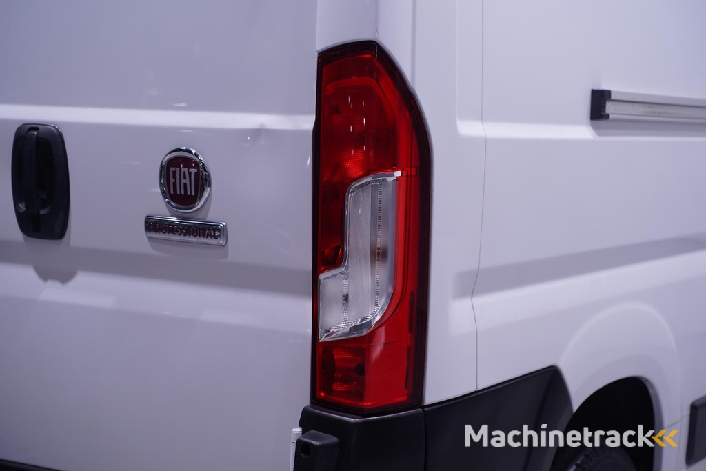 Fiat Ducato 2.3 MultiJet 130 pk L3H2 Navi, Camera, Airco ECC Laadruimte Pakket, 15" LMV, 1e Eigenaar