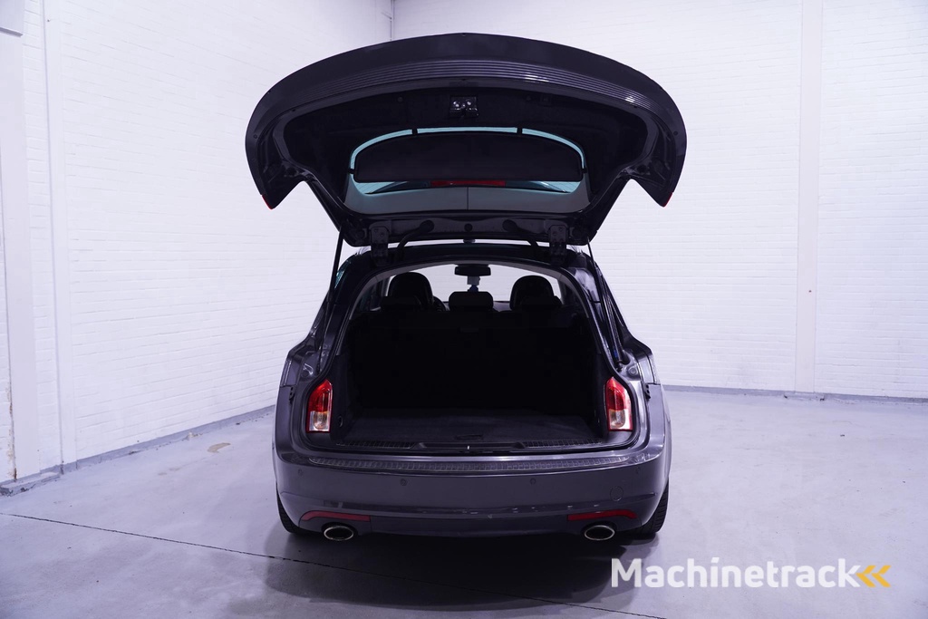 Opel Insignia Sports Tourer 1.6 T Cosmo navigatie electrische stoelbediening met memory stoelverwarming elektrische achterklep PDC v+a winterpakket climate controlle