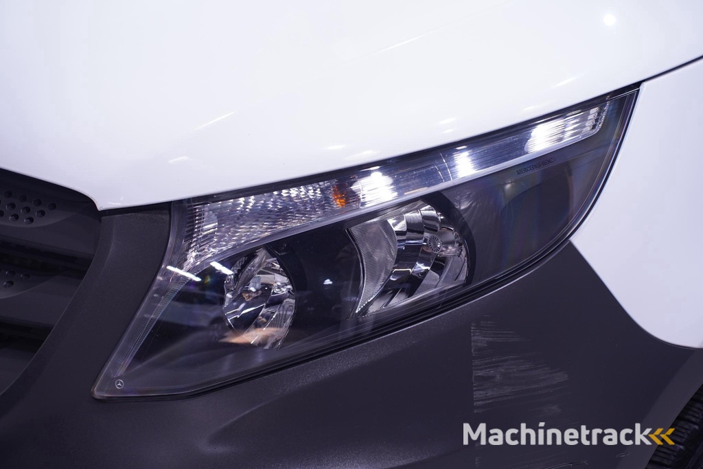 Mercedes-Benz Vito 114 CDI 136 pk Lang Airco, Cruise Control Laadruimte Pakket, Sidebars, 3-Zits