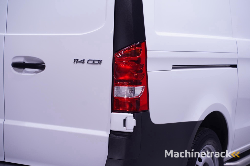 Mercedes-Benz Vito 114 CDI 136 pk Lang Airco, Cruise Control Laadruimte Pakket, Sidebars, 3-Zits