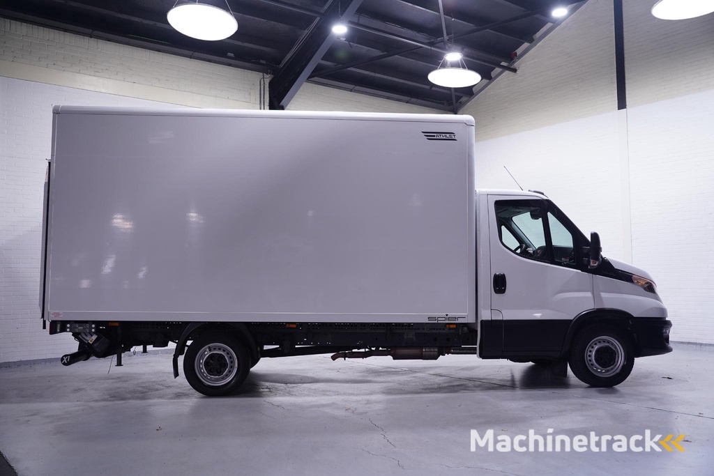 Iveco Daily 35S16 160 pk Bakwagen met Laadklep Airco