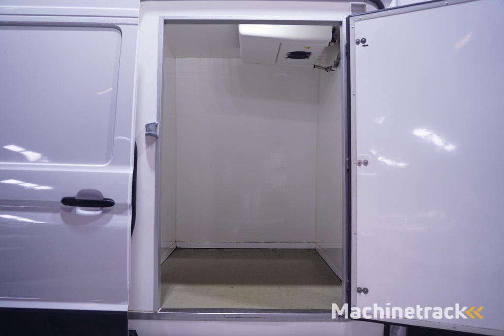 Volkswagen Crafter 2.0 TDI 140 pk DSG Aut. L4H3 Koel/Vries/Dag/Nacht Airco, Apple Carplay, Laadruimte Pakket, PDC V+A, 3-Zits