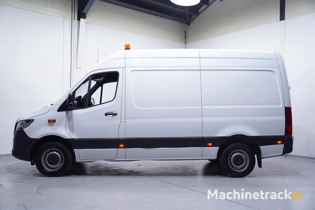 Mercedes-Benz Sprinter 317 CDI 170 pk L2H2 Navi, Laadruimte Pakket Airco, Apple Carplay, DAB+, 3-Zits
