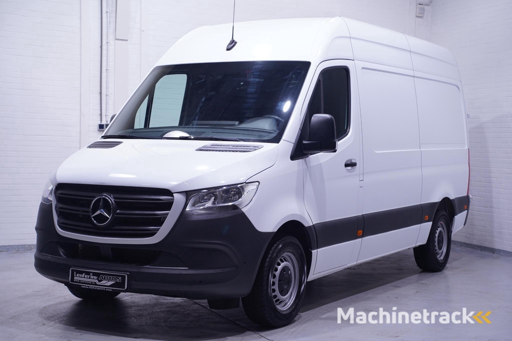 Mercedes-Benz Sprinter 317 CDI 170 pk Aut. L2H2 Navi, Camera
