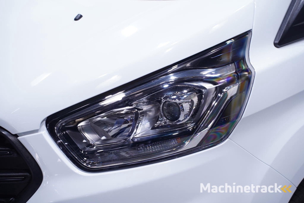 Ford Transit Custom 2.0 TDCI 130 pk L1H1 Navi, Camera, Airco