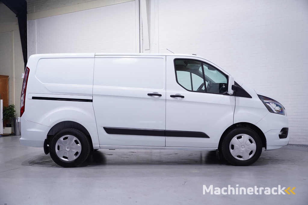 Ford Transit Custom 2.0 TDCI 130 pk L1H1 Navi, Camera, Airco