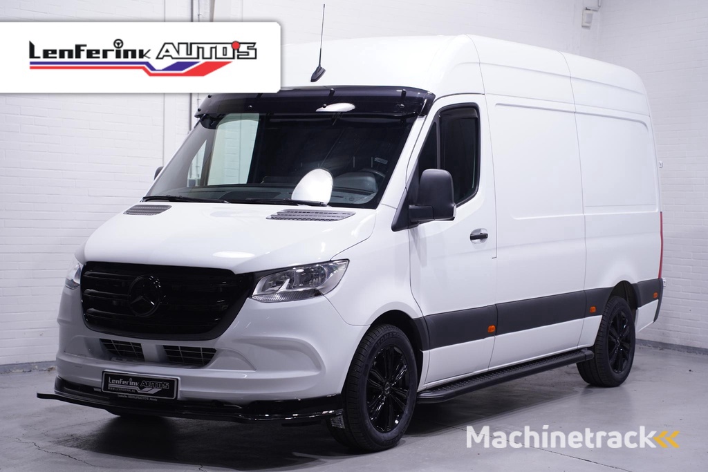 Mercedes-Benz Sprinter 319 CDI V6 190 pk Black&White Edition Aut. L2H2 Camera, 18" LMV, Apple Carplay, Laadruimte Pakket, Zwarte Grille 3-Zits