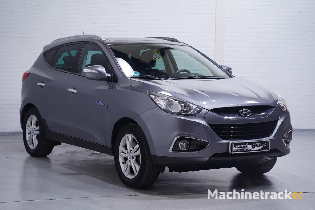 Hyundai ix35 1.6i GDI Style panodak trekhaak PDC achter privateglas climate controlle cruise controlle LMV 17-inch APK tot 20/11/2026