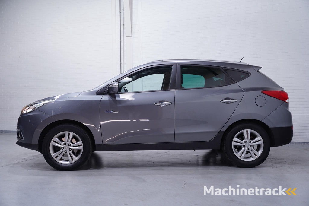 Hyundai ix35 1.6i GDI Style panodak trekhaak PDC achter privateglas climate controlle cruise controlle LMV 17-inch APK tot 20/11/2026