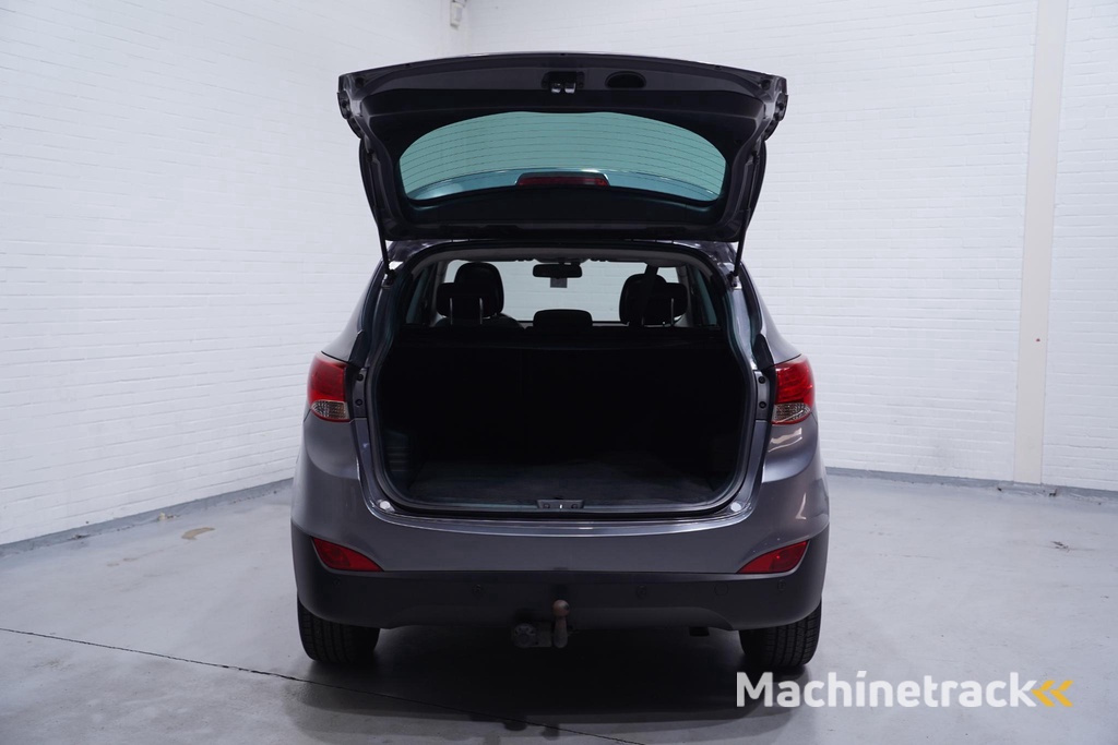 Hyundai ix35 1.6i GDI Style panodak trekhaak PDC achter privateglas climate controlle cruise controlle LMV 17-inch APK tot 20/11/2026