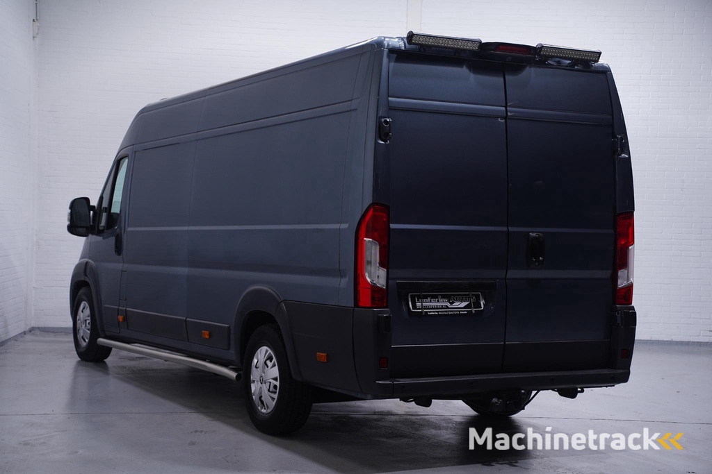 Peugeot Boxer 2.0 BlueHDI 165 pk L4H2 Koel-Vries Auto Dag/Nacht